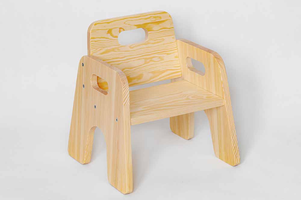 krzesełko dla dziecka https://polanamontessori.pl/