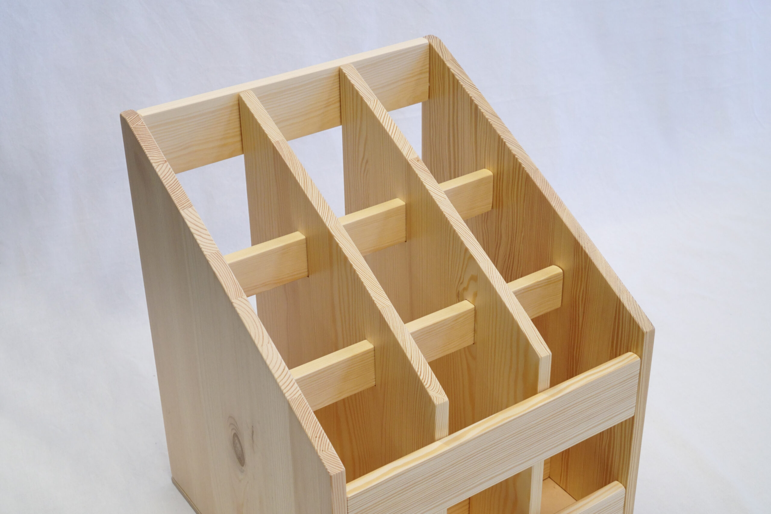 stojak na dywany montessori